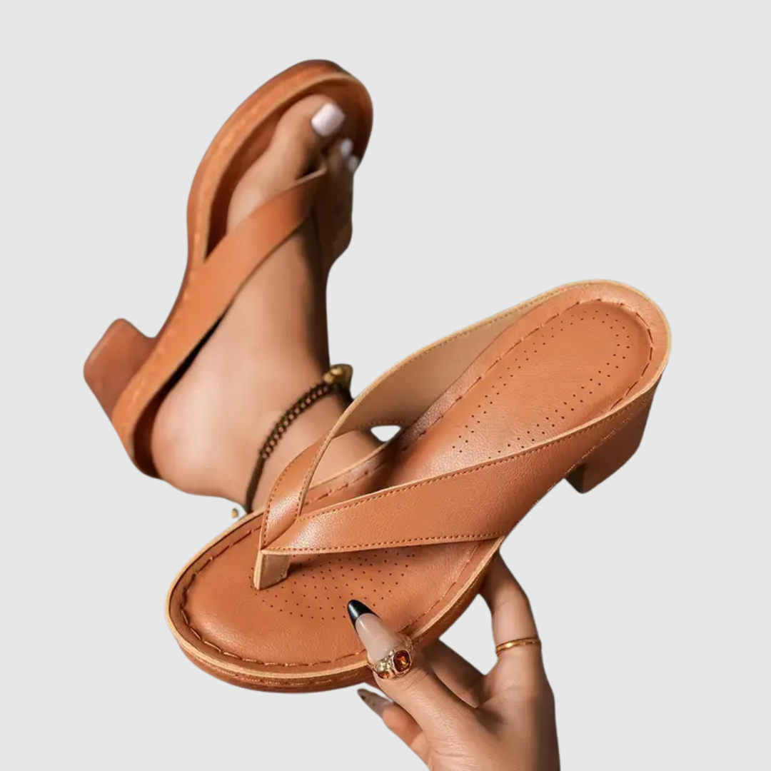 Nina™ | Sandali comodi con tacco
