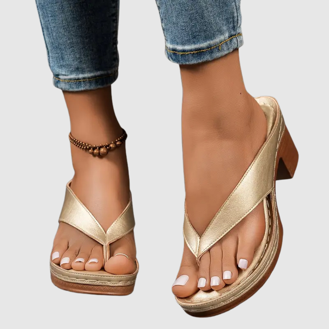 Nina™ | Sandali comodi con tacco